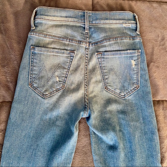 COPY - MOTHER Insider Crop Step Fray Jeans - Picture 5 of 12